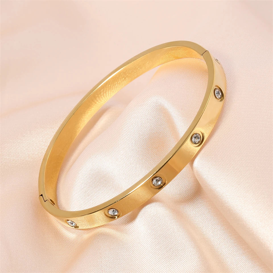 Elegant Women's Stainless Steel Bracelet - Premium Cuff Design
