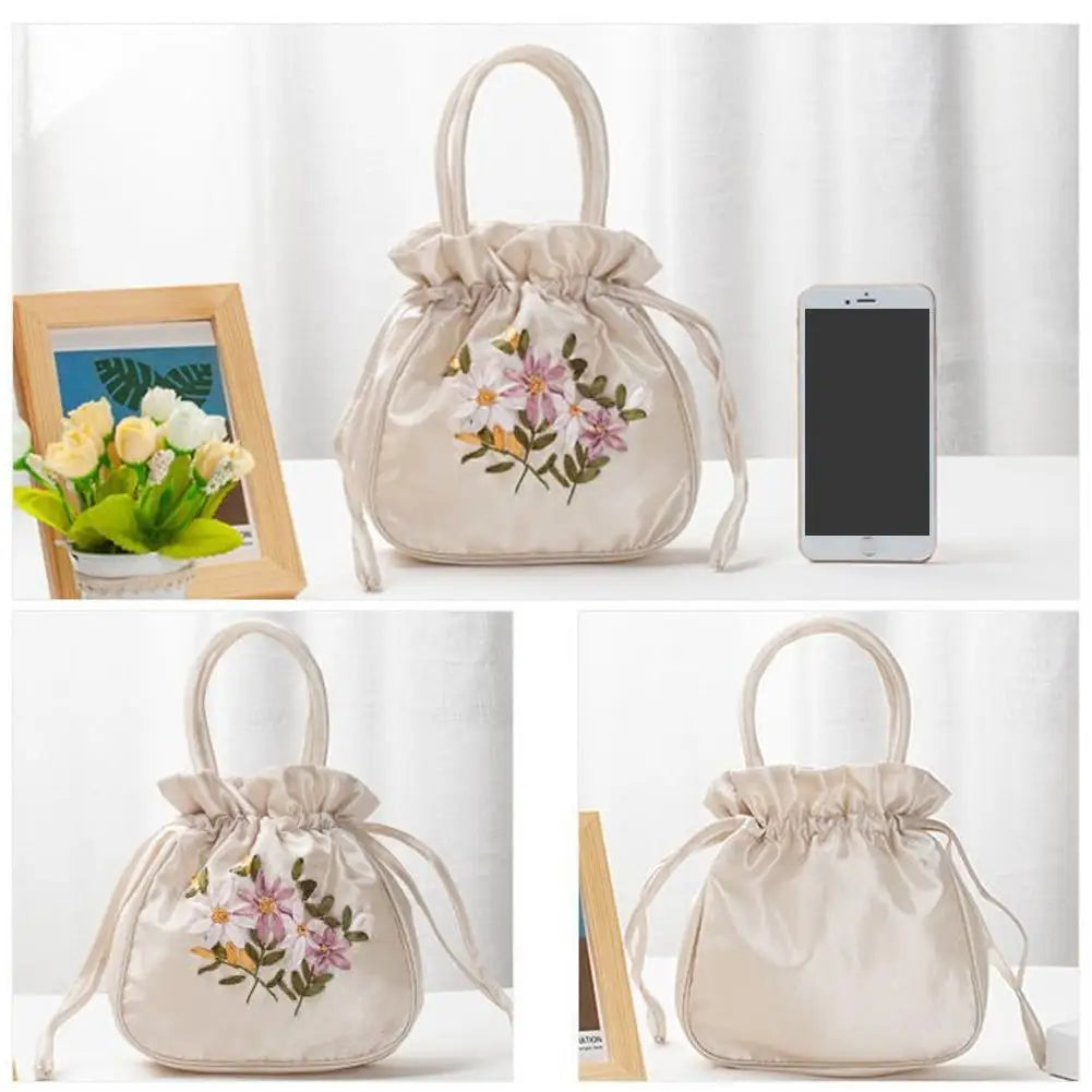Elegant Embroidery Drawstring Bag - Vintage Hanfu Accessory