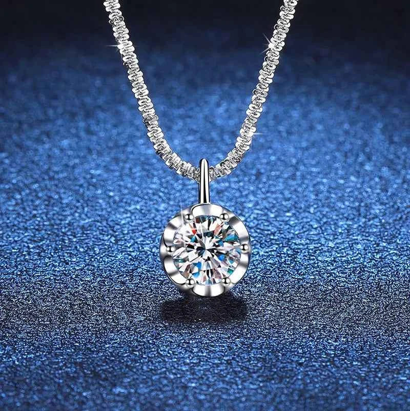 Luxury Silver Zircon Pendant Necklace - Elegant Italian Chain