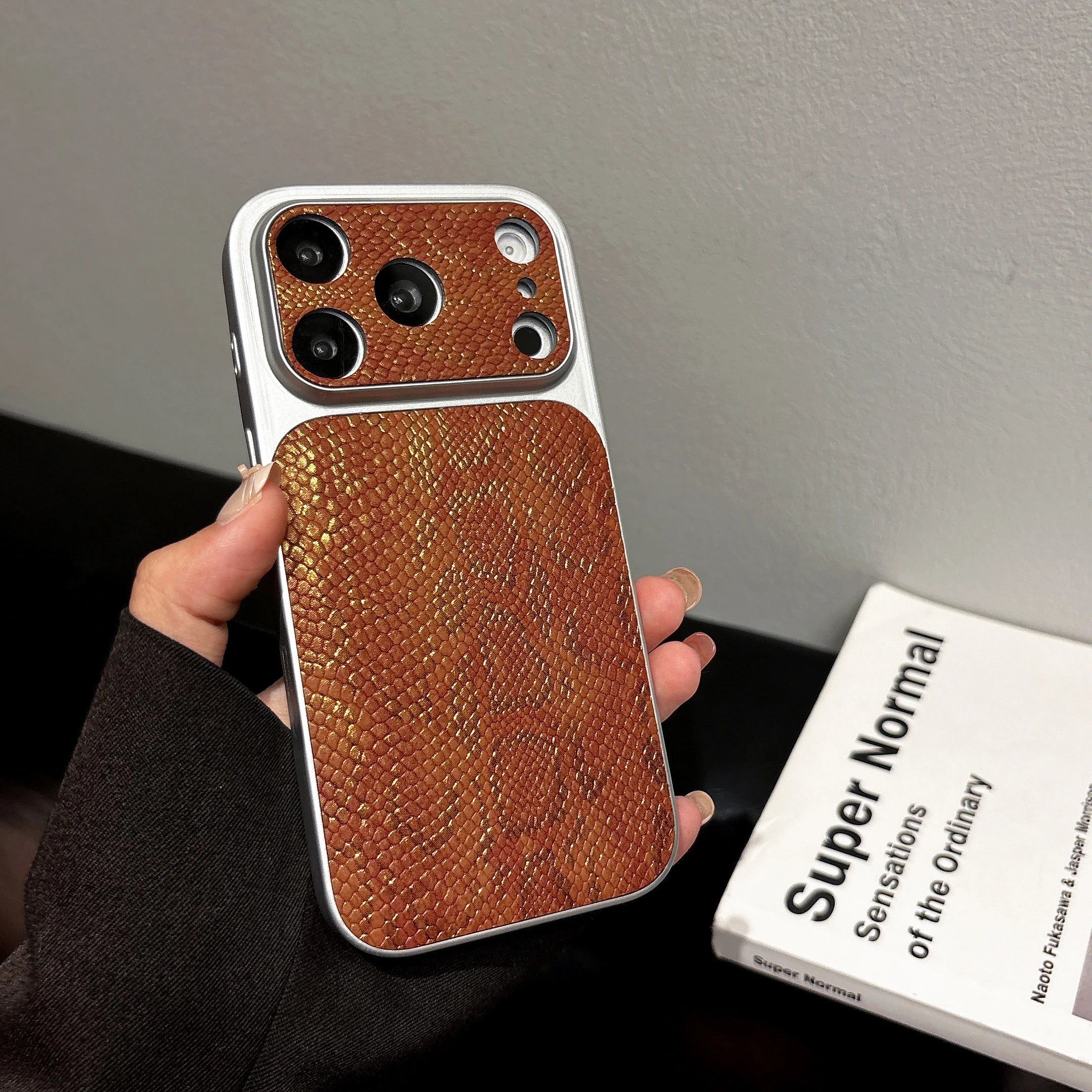 Premium Business iPhone Leather Case - Shockproof & Glossy