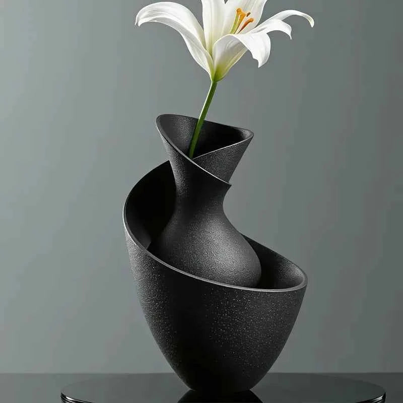 Minimalist Nordic Decorative Vase - Elegant Tabletop Ornament