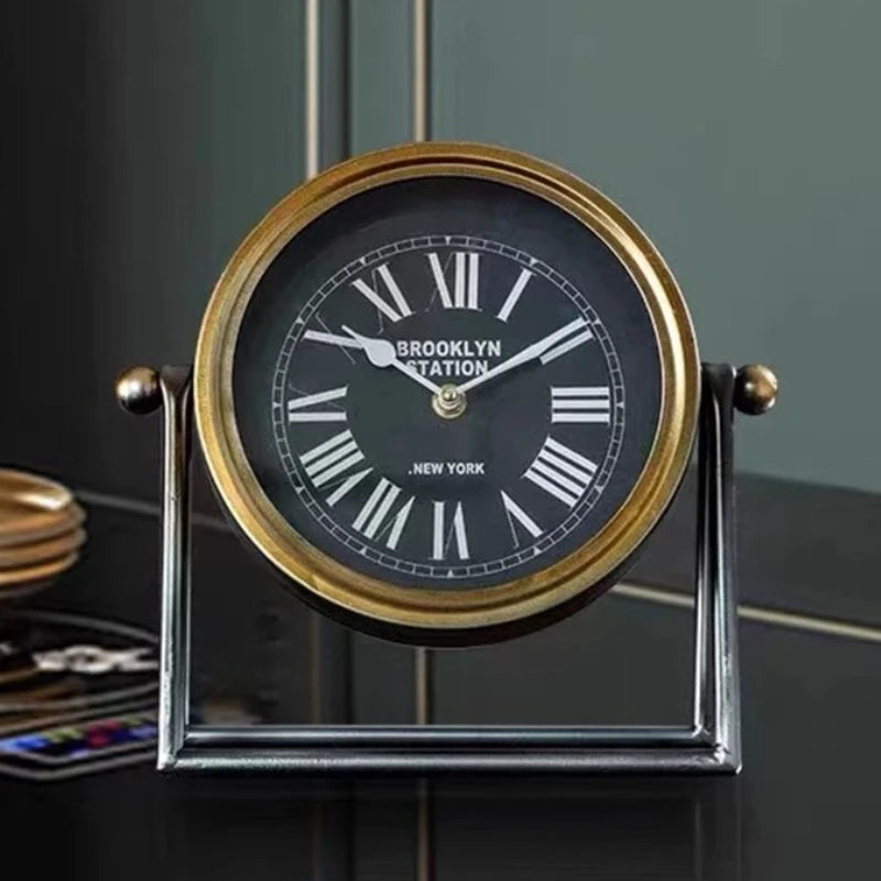Elegant Retro Metal Desk Clock - Silent Quartz Design