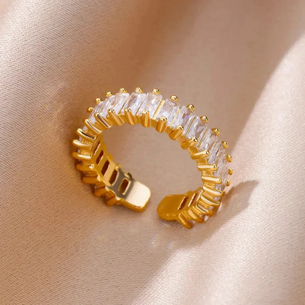 Luxury Classic Gold Stainless Steel Ring for Women