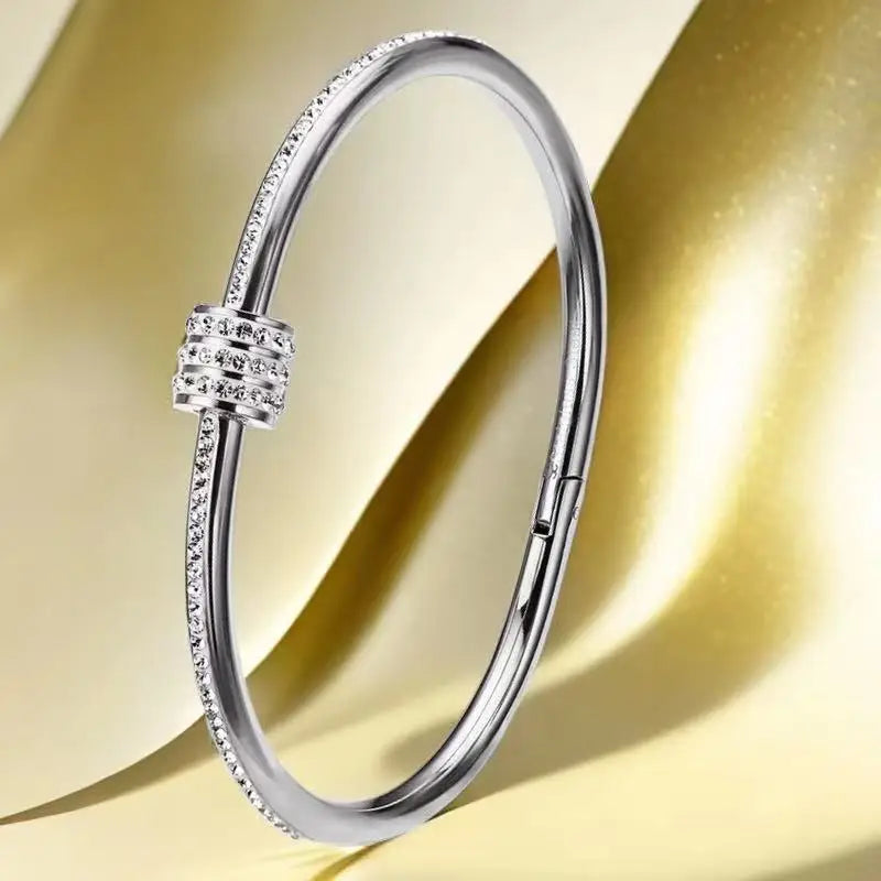 Luxury Roman Numerals Bracelet - Stainless Steel Elegance