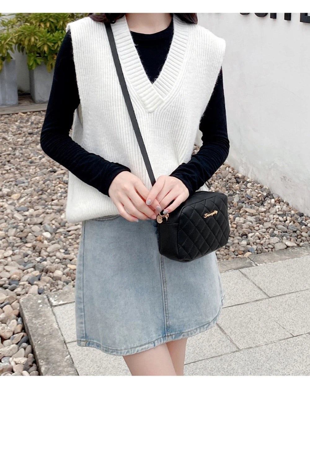 Tassel Embroidery Crossbody Bag - Chic Lingge Plaid Camera Bag with Chain Strap for Women - Tulique