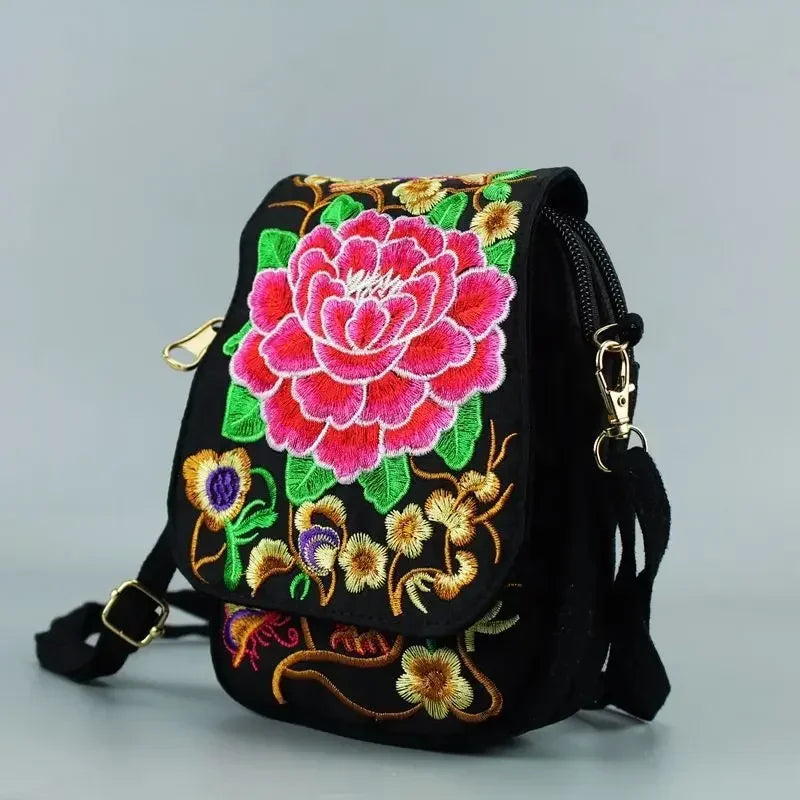 Elegant Embroidered Crossbody Bag - Vintage Floral Design