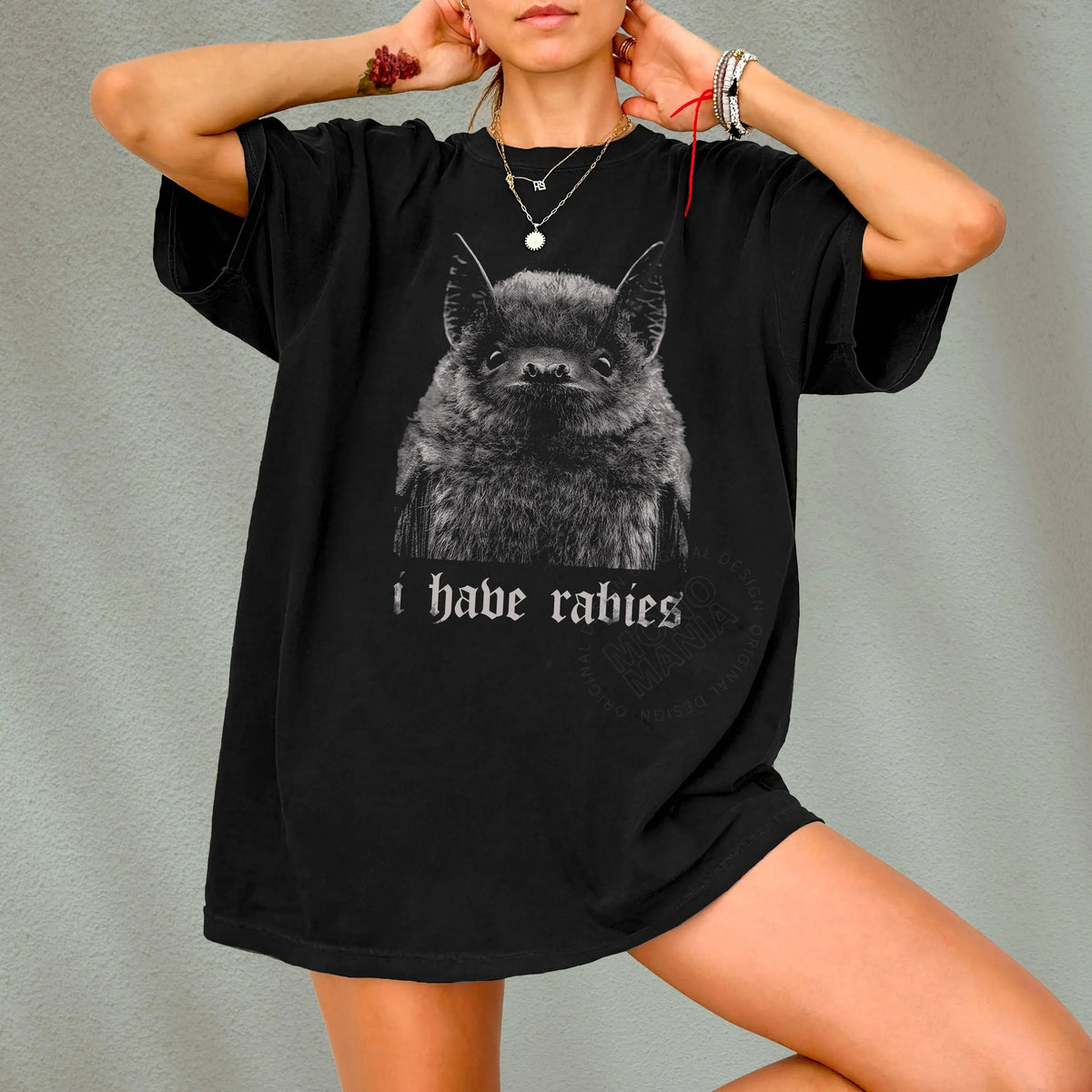 Original Y2K Graphic T-Shirt - Retro Bat & Quirky Emoji Tee