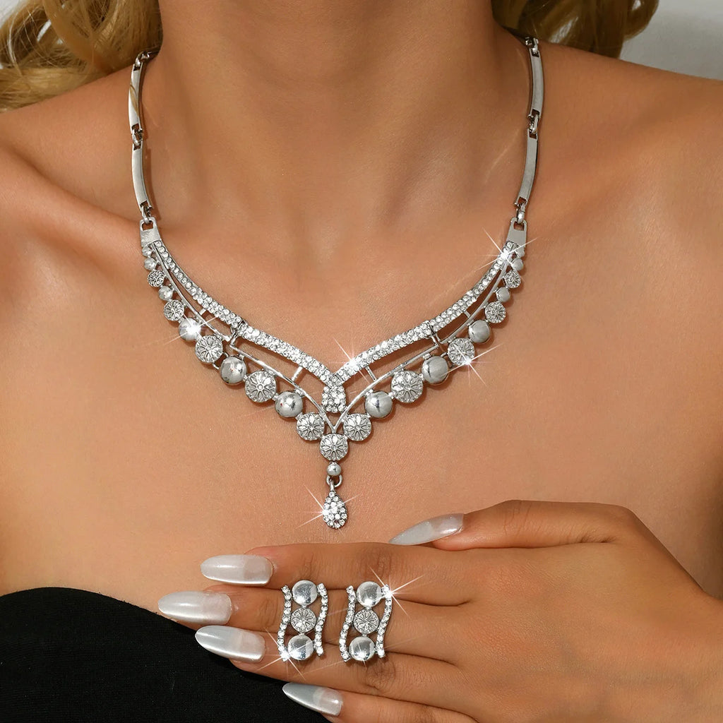 Elegant Luxury Jewelry Set - Necklace & Earrings