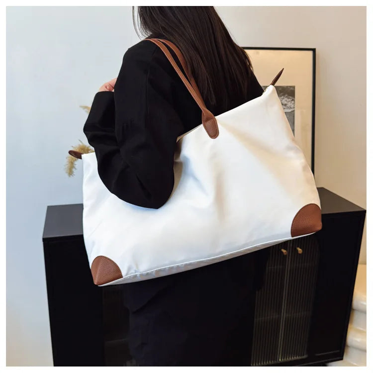 Elegant Travel Tote Bag - Versatile Carry-All