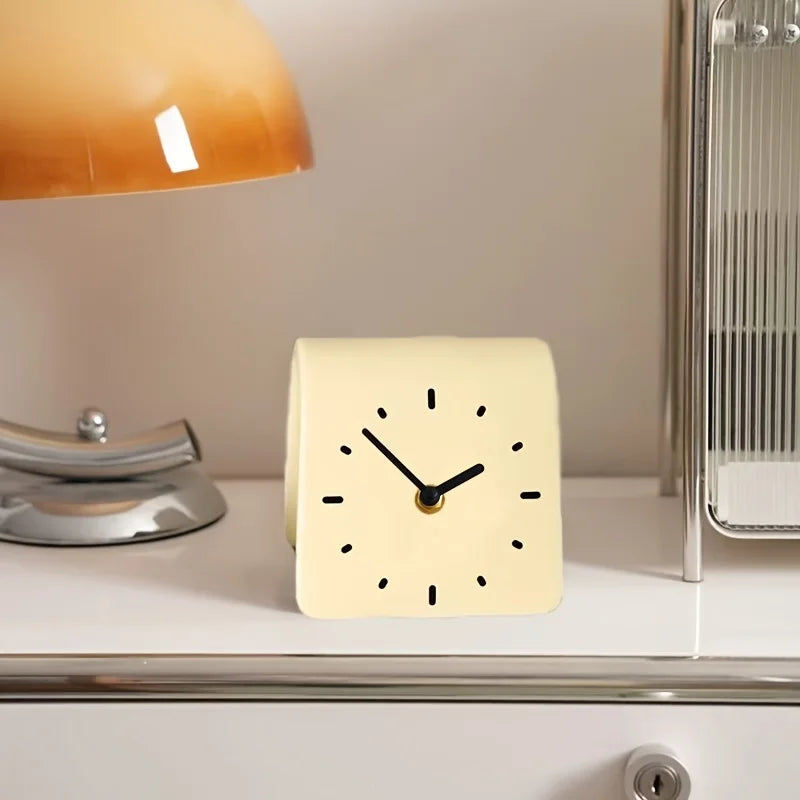 Elegant Silent Desktop Clock - Modern Design & Quiet Operation