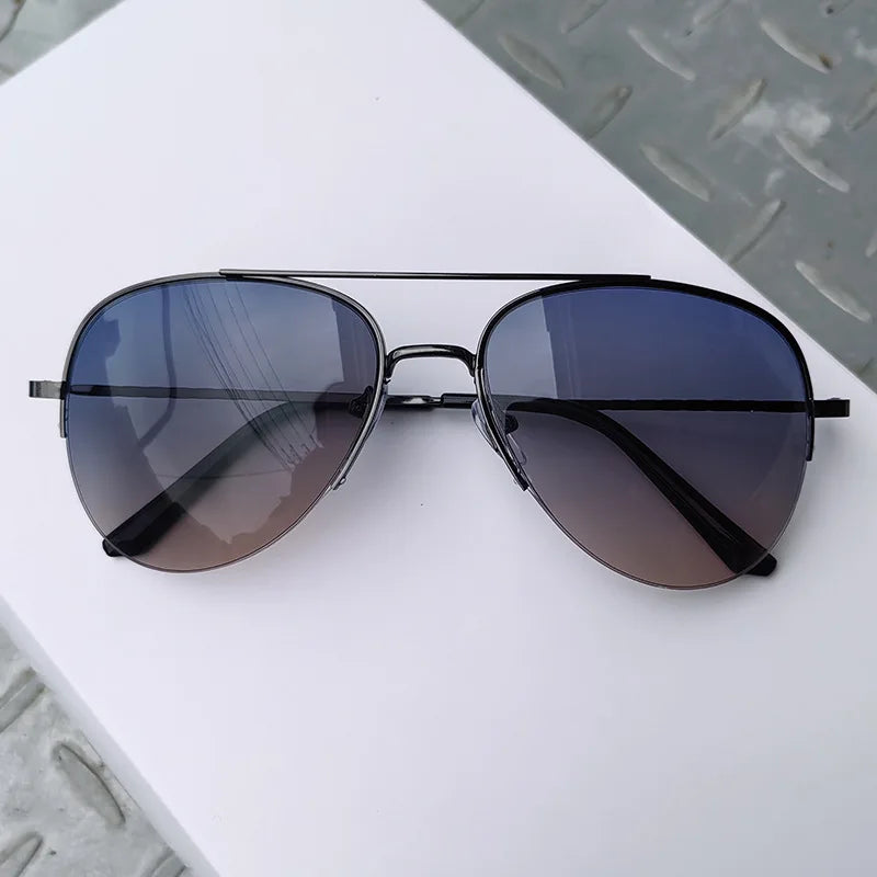 Luxury Men's Pilot Sunglasses - UV400 Polarized Driving Eyewear