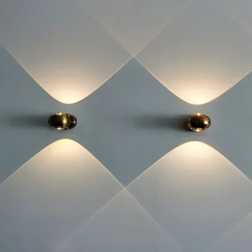 Elegant Glass Wall Sconce - Modern Art Lighting