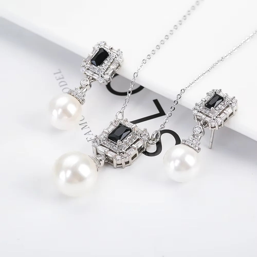 Luxury Pearl Pendant Necklace Earring Set - 18K Gold Plated