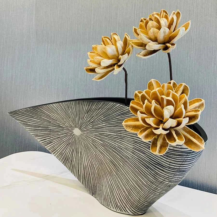Luxury Modern Art Resin Vase - Creative Tabletop Home Decor