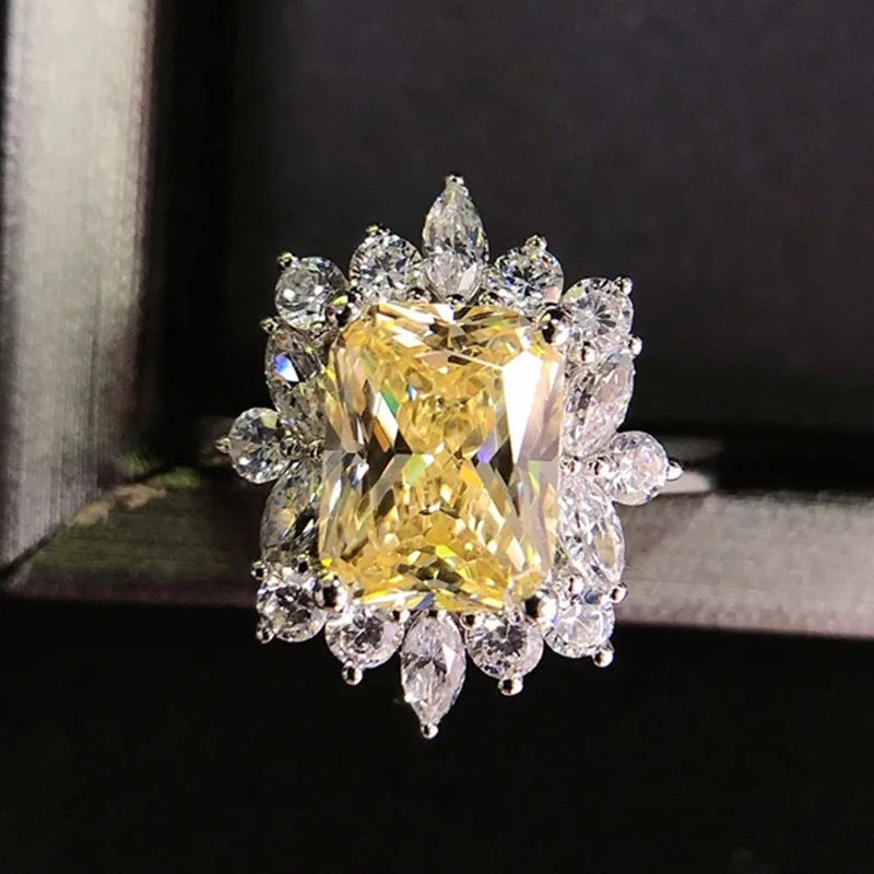 Elegant Yellow Cubic Zirconia Ring - Luxury Fashion Jewelry
