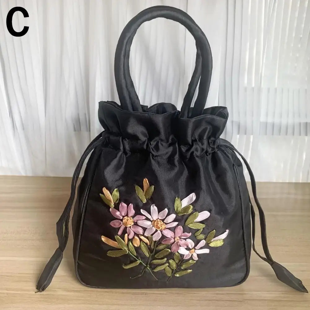 Elegant Embroidery Drawstring Bag - Vintage Hanfu Accessory