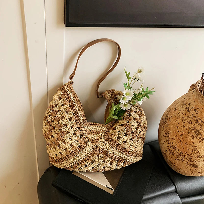 Elegant Knitted Straw Handbag - Hand-Woven Seaside Tote