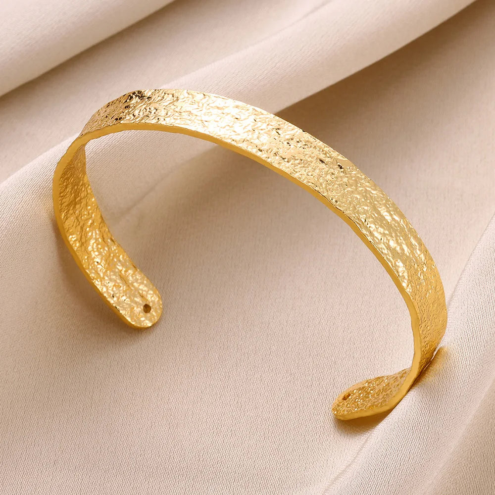 Exquisite Vintage Gold Open Cuff Bracelet - Luxury Stainless Steel Jewelry