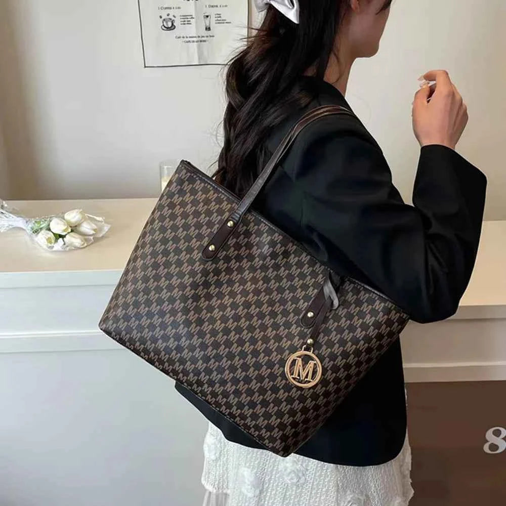 Elegant Vintage Tote Bag - Large Capacity Fashion Handbag