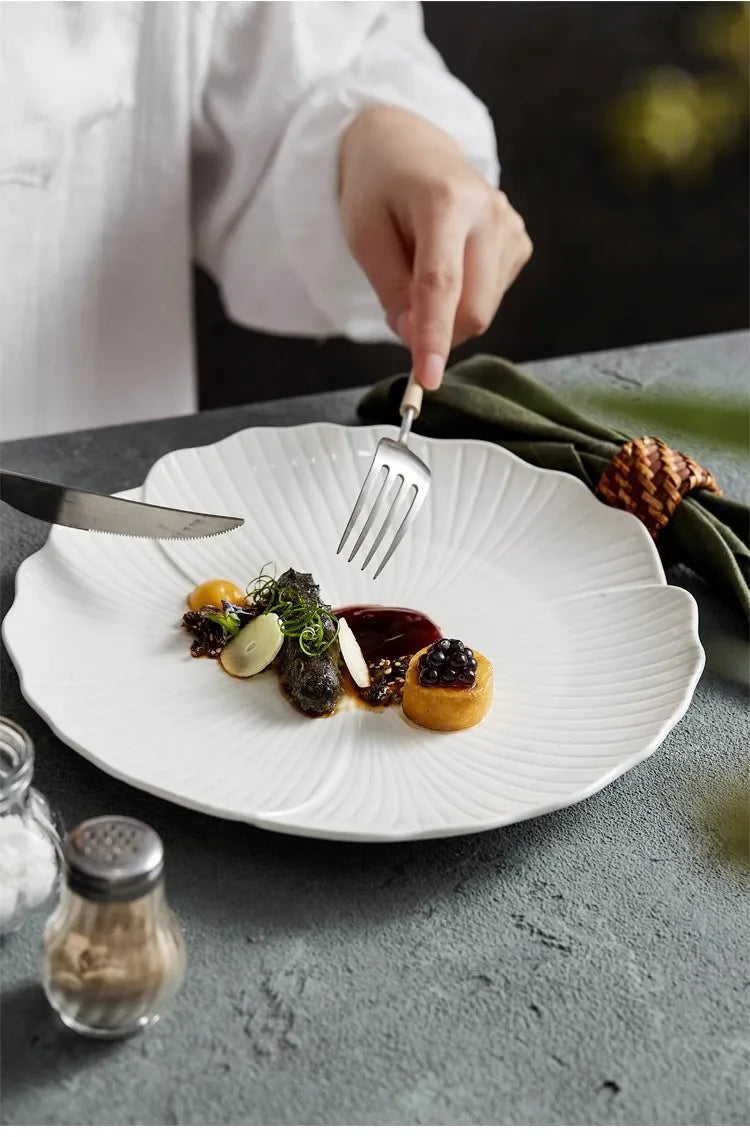 Elegant White Ceramic Dinner Plates Set - Modern Tableware