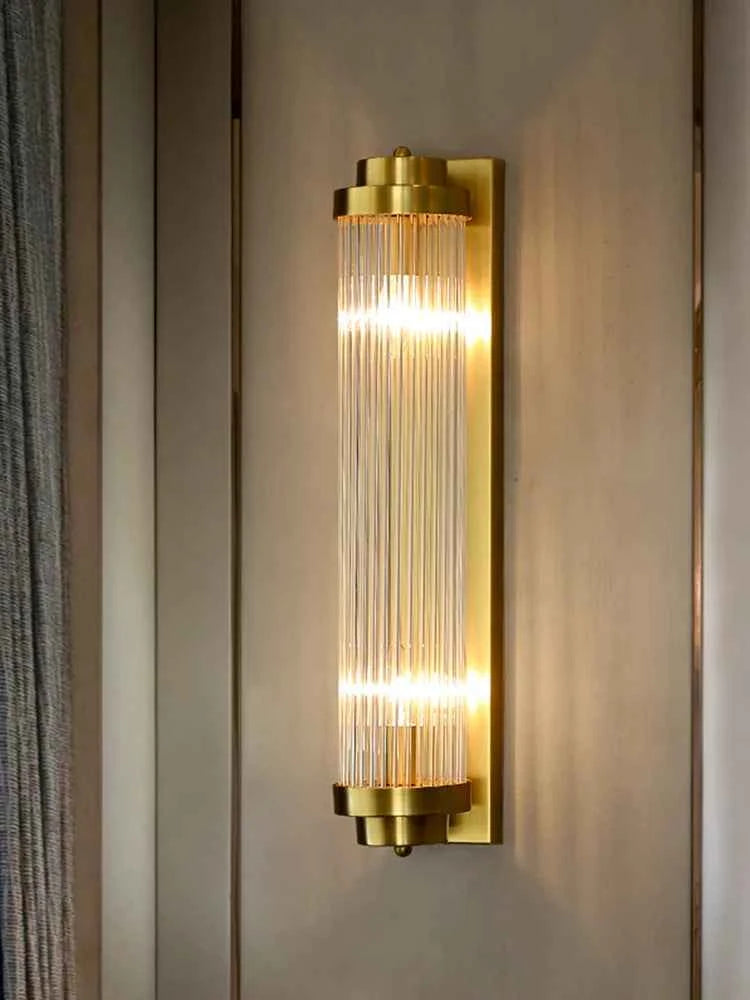 Elegant Modern Wall Sconce - Brushed Gold LED Lamp