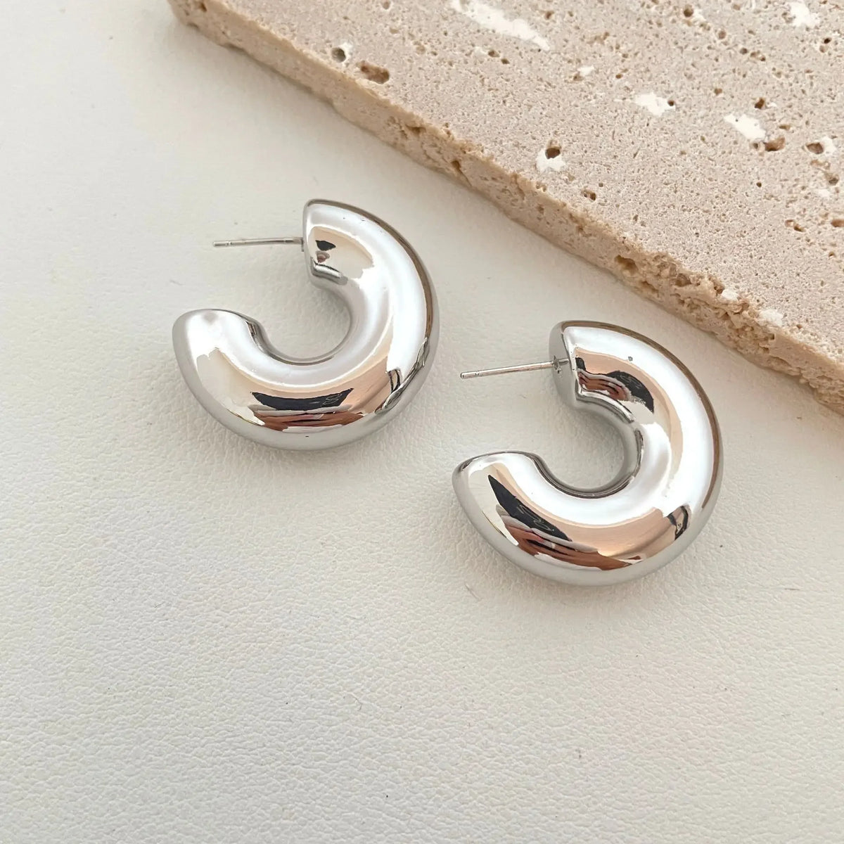 Elegant Geometric Hoop Earrings - Modern Irregular Circle Jewelry