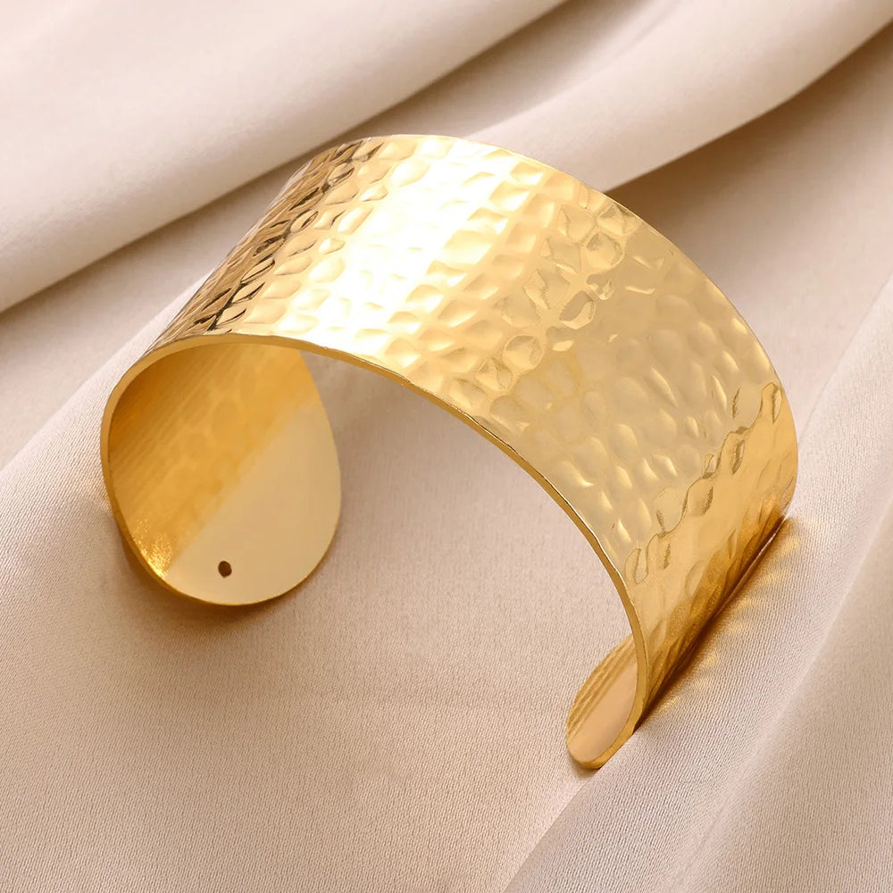 Exquisite Vintage Gold Open Cuff Bracelet - Luxury Stainless Steel Jewelry
