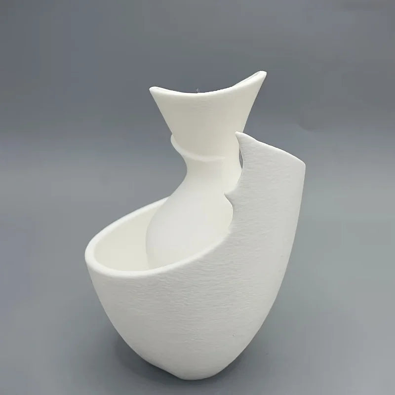 Minimalist Nordic Decorative Vase - Elegant Tabletop Ornament