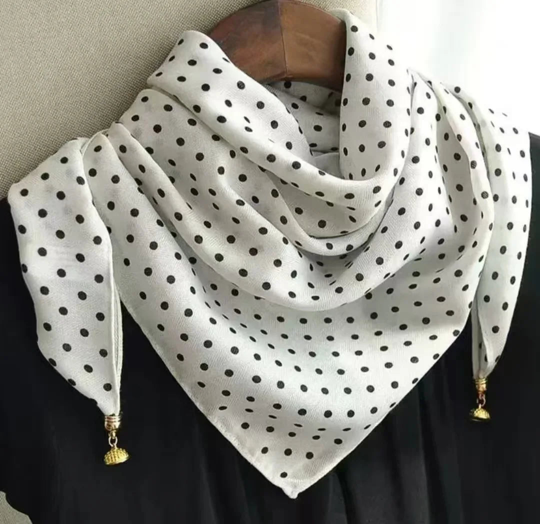 Luxury Silk Square Scarf - Magnetic Buckle & Print