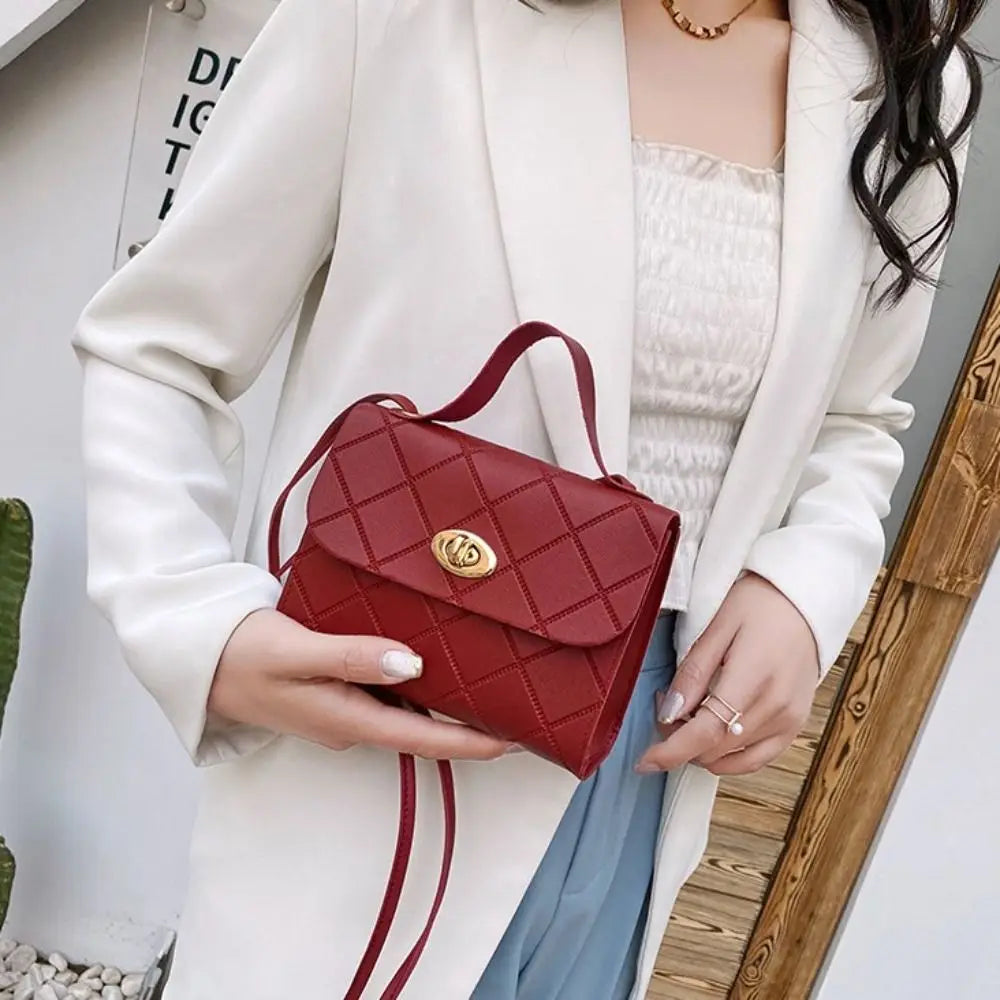 Elegant Small Messenger Bag - Chic & Casual Crossbody