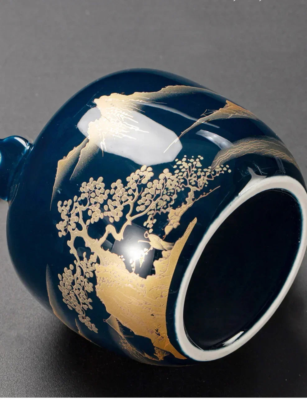 Elegant Japanese Master Tea Cup - Handcrafted Ceramic