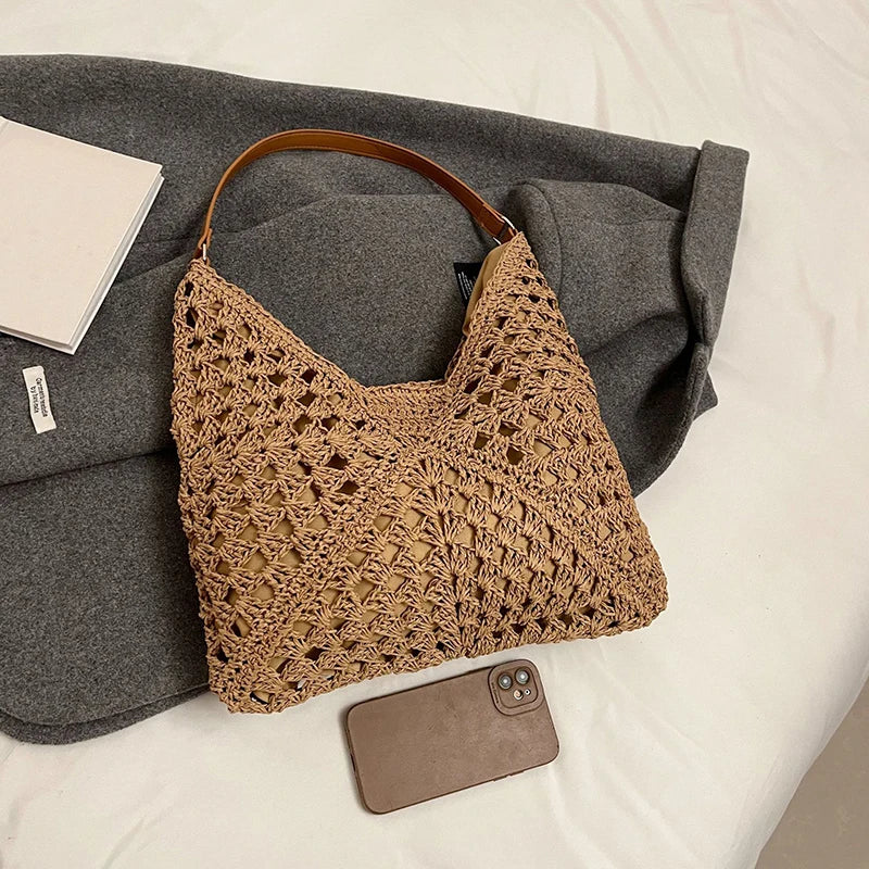 Elegant Knitted Straw Handbag - Hand-Woven Seaside Tote