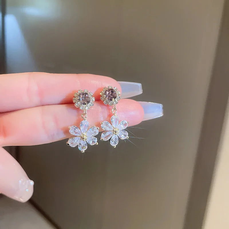 Luxury Crystal Flower Stud Earrings - Elegant Floral Design