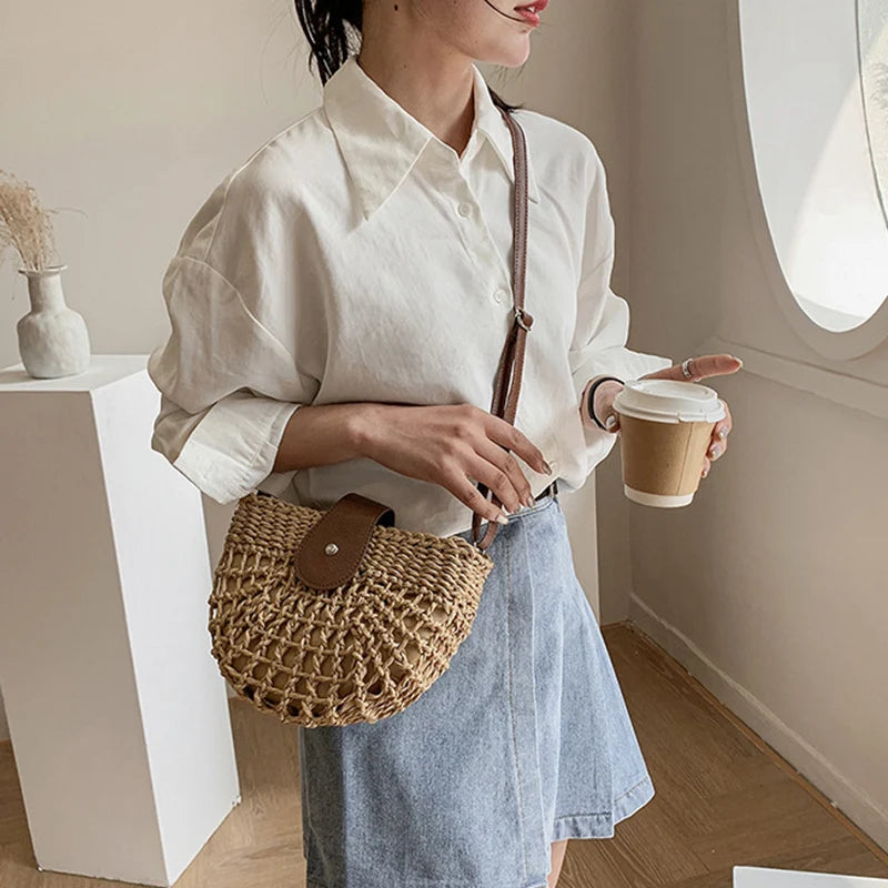 Elegant Straw Semicircle Bag - Chic Summer Crossbody