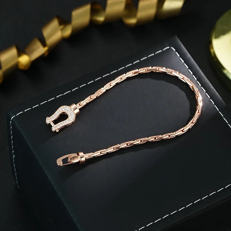 Elegant Rose Gold Horseshoe Bracelet - Fashion Luxury