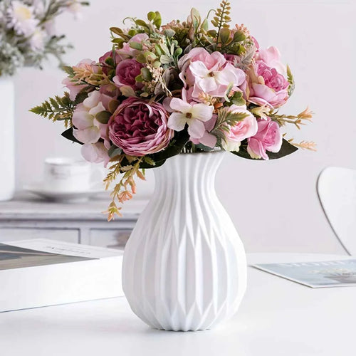 Elegant Plastic Home Vase - Modern Minimalist Decor