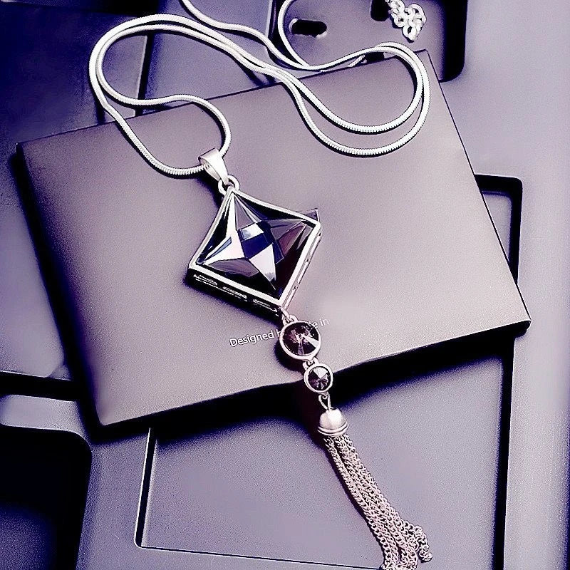 Luxury Waterdrop Crystal Necklace - Elegant Long Chain Pendant