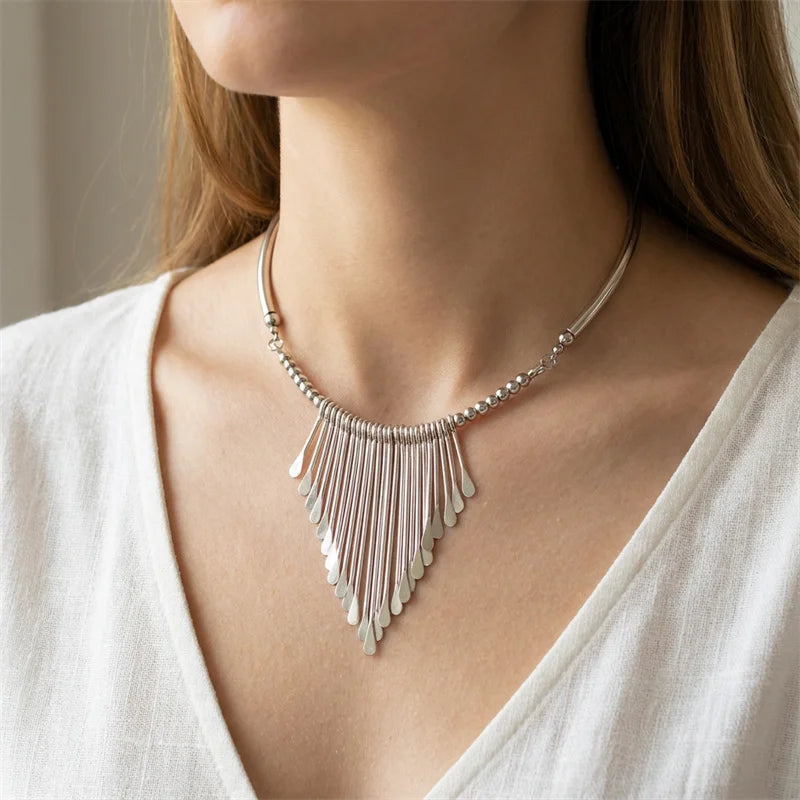 Elegant Bridal Choker Necklace - Gold Geometric Tassel Pendant