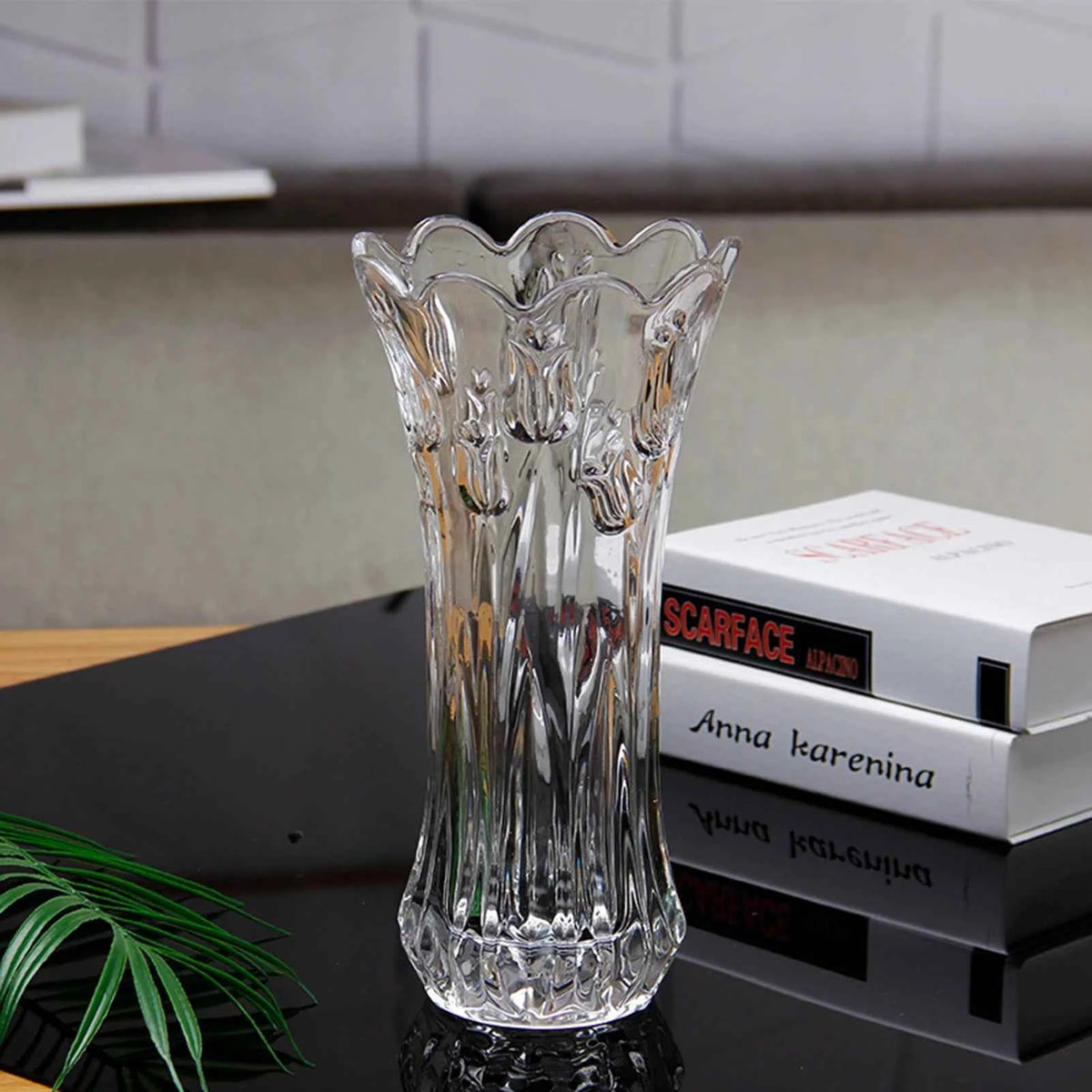 Elegant Clear Glass Flower Vase - Modern Floral Desktop Decor