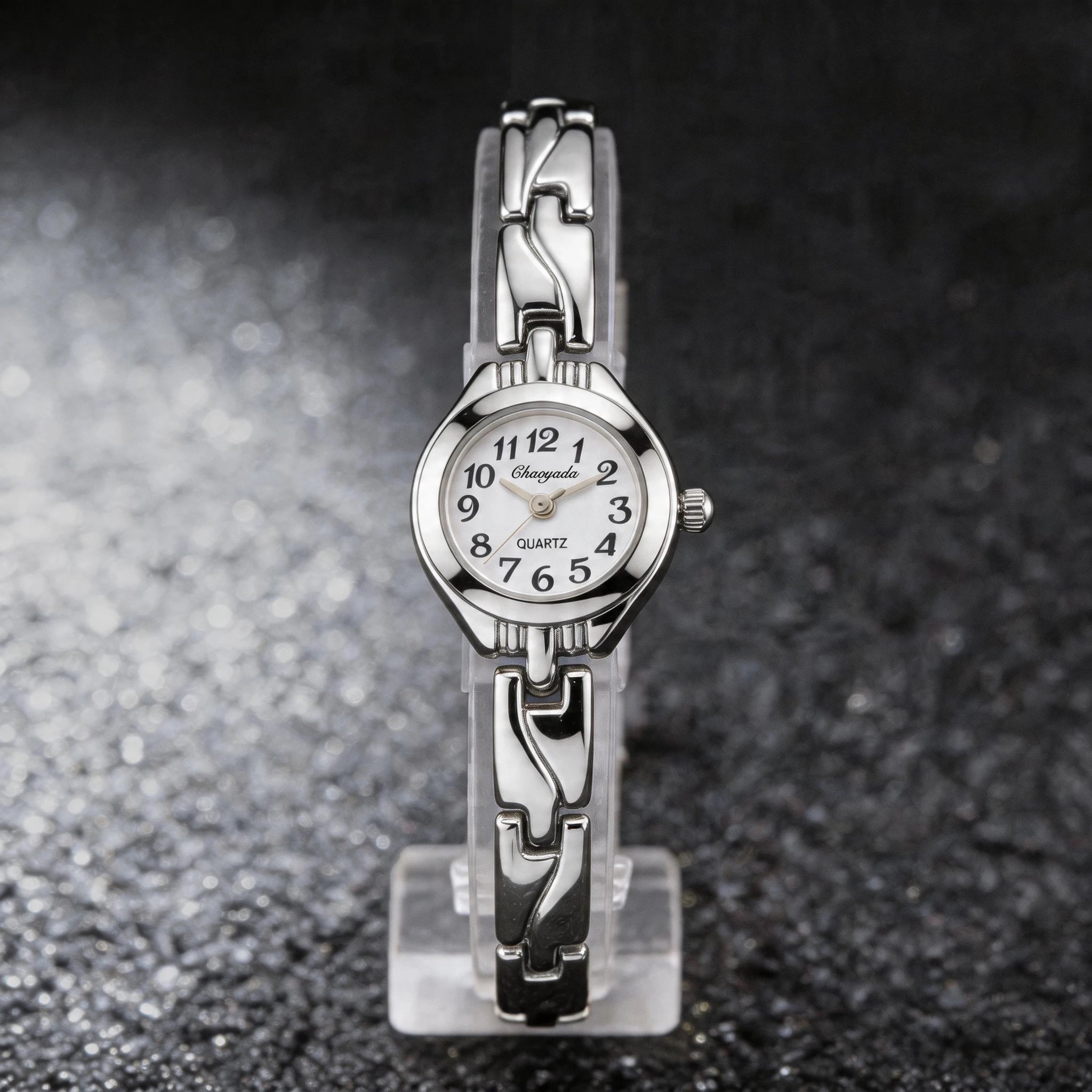 Elegant Gold Plated Ladies Watch - Slim Bracelet Design