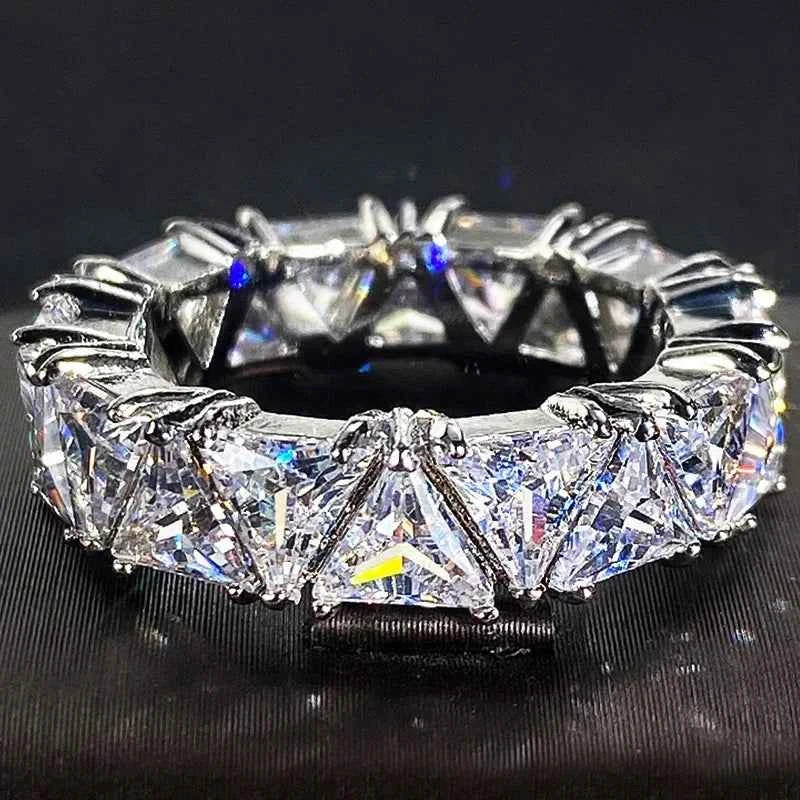 Elegant Triangular Zircon Ring in 925 Sterling Silver