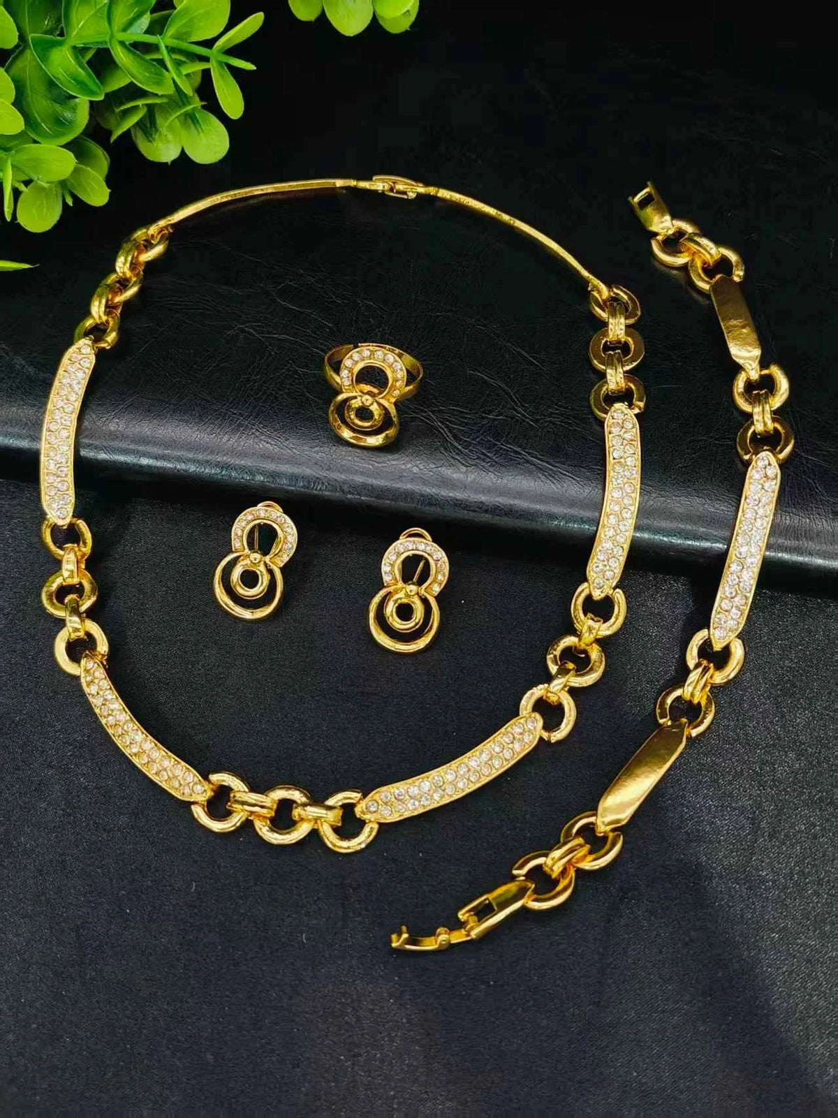 Luxury 24K Gold Plated Dubai Jewelry Set - Necklace & Earrings