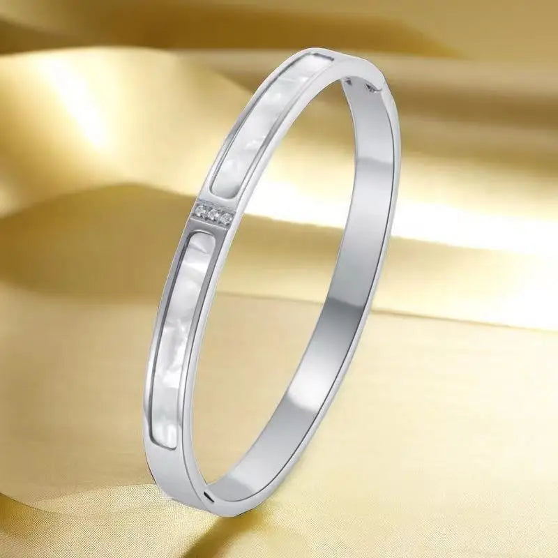 Luxury Roman Numerals Bracelet - Stainless Steel Elegance