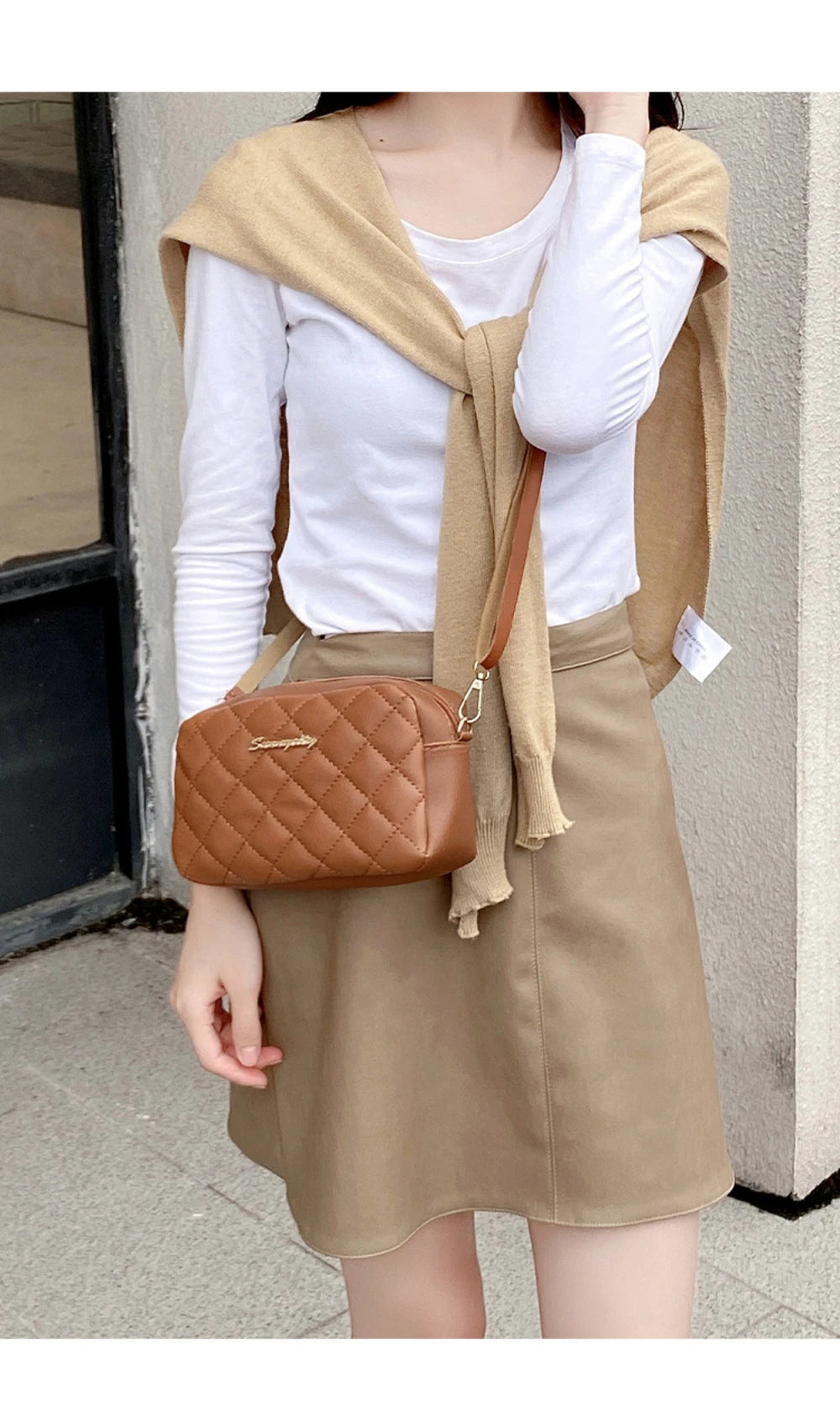 Tassel Embroidery Crossbody Bag - Chic Lingge Plaid Camera Bag with Chain Strap for Women - Tulique