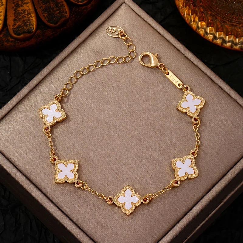 Elegant Vintage Clover Bracelet - Rhinestone & Link Chain
