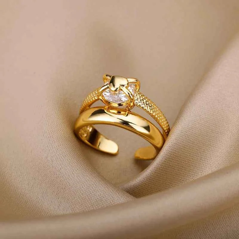 Exquisite Gold Heart Ring - Adjustable Luxury Stainless Steel