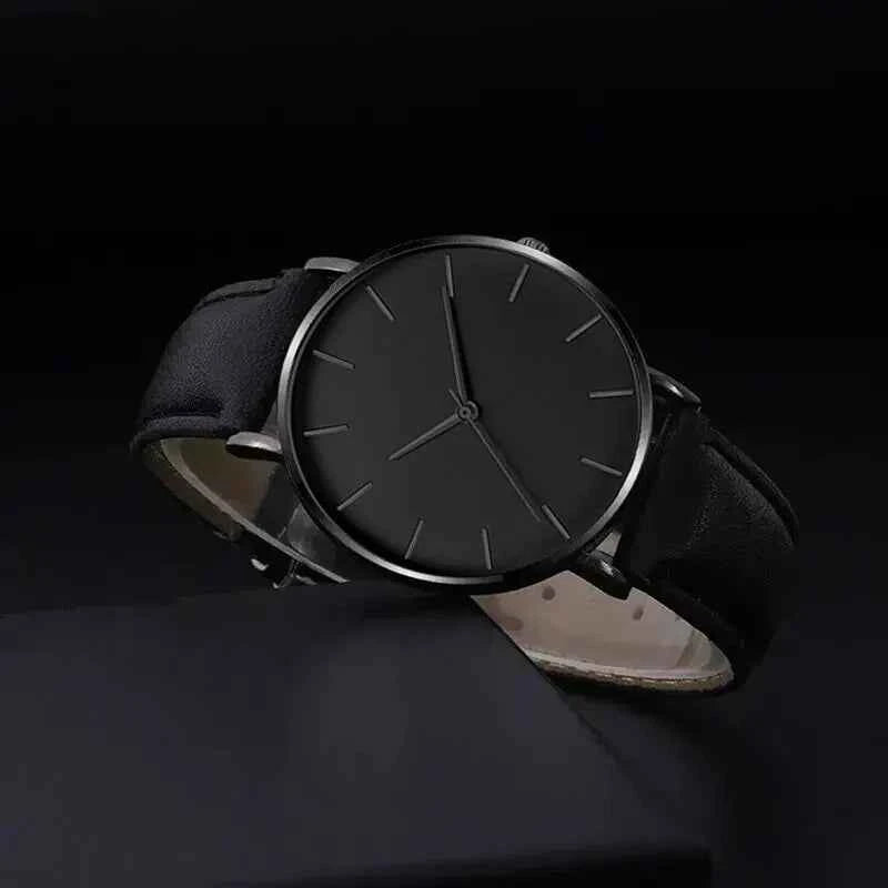 Luxury Mens Quartz Wristwatch Set with Leather Bracelet