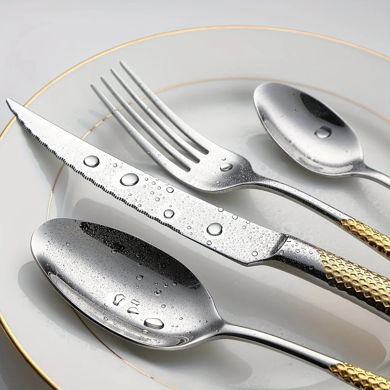 Premium Hammered Flatware Set - Golden Silvery Stainless Steel