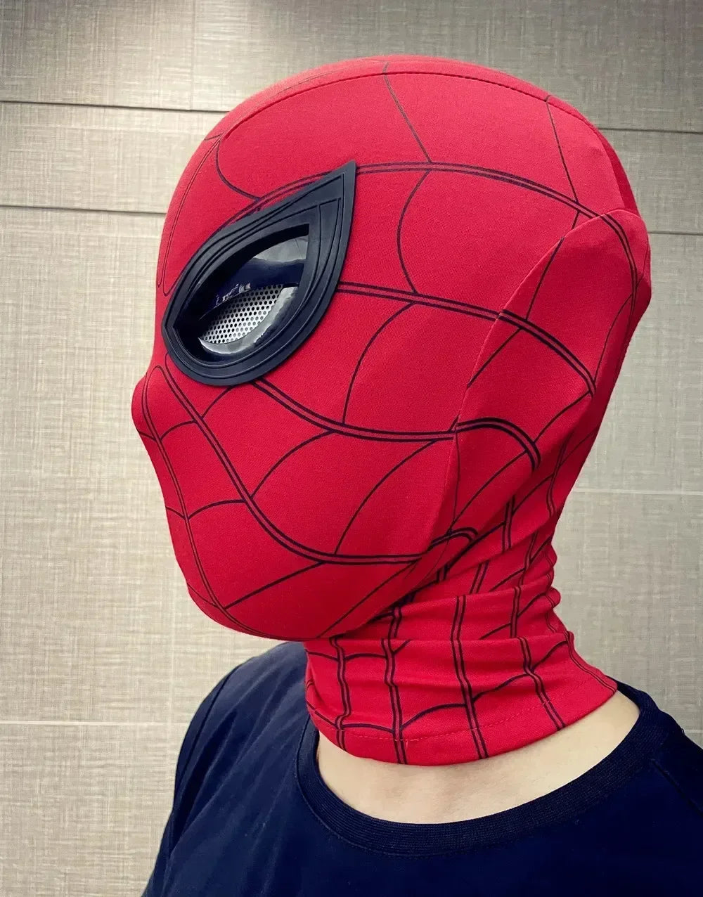 Interactive Spiderman Cosplay Mask - Remote Control Moving Eyes