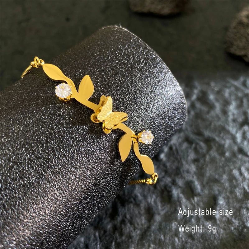 Premium Clover Charm Bracelet - 18K Gold Plated Adjustable